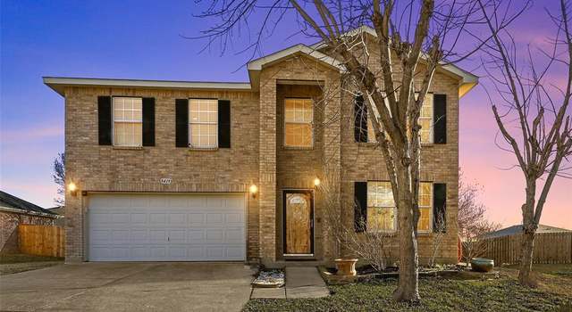Photo of 8419 Shining Waters Ln, Arlington, TX 76002