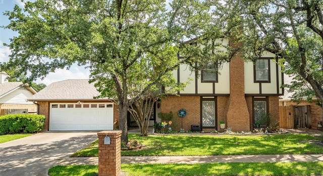 Photo of 3200 Teakwood Dr, Bedford, TX 76021