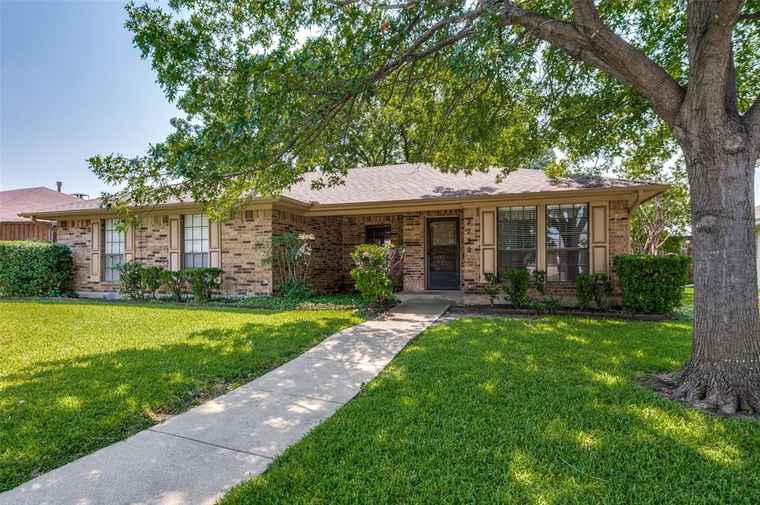 Photo of 2232 Old Mill Rd Carrollton, TX 75007