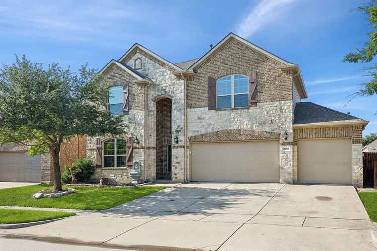 Photo of 12005 Tobosa Cir McKinney, TX 75071