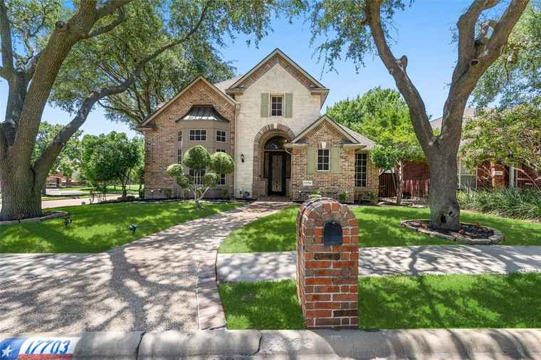Photo of 17703 Knollmeadow Ln Dallas, TX 75287