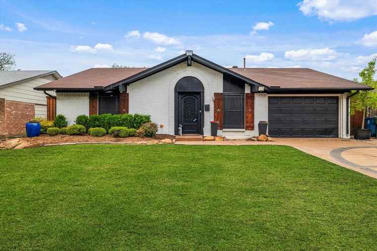 Photo of 1615 Cedar Keys Dr Lewisville, TX 75067