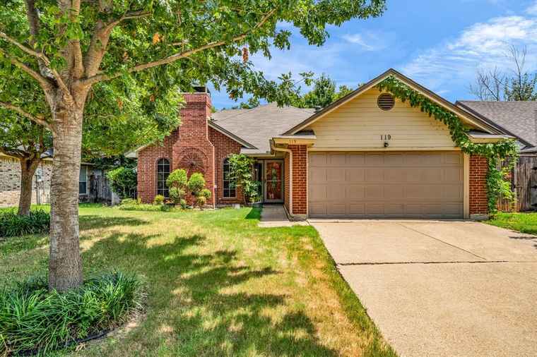 Photo of 119 Brockway Dr Rockwall, TX 75032