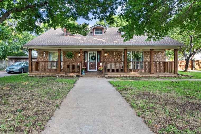Photo of 3 Circle Park Ct Mansfield, TX 76063