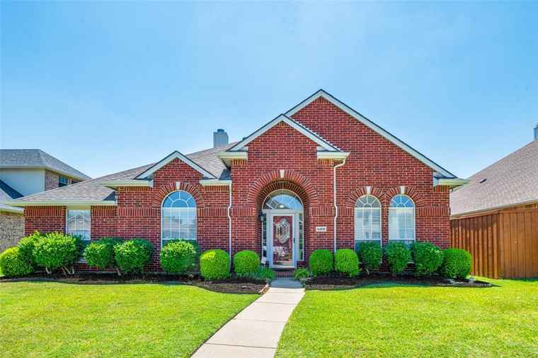 Photo of 4408 Avebury Dr Plano, TX 75024
