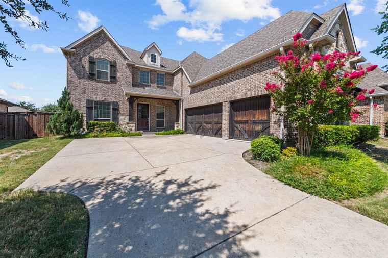 Photo of 965 Touchstone Rd Frisco, TX 75036