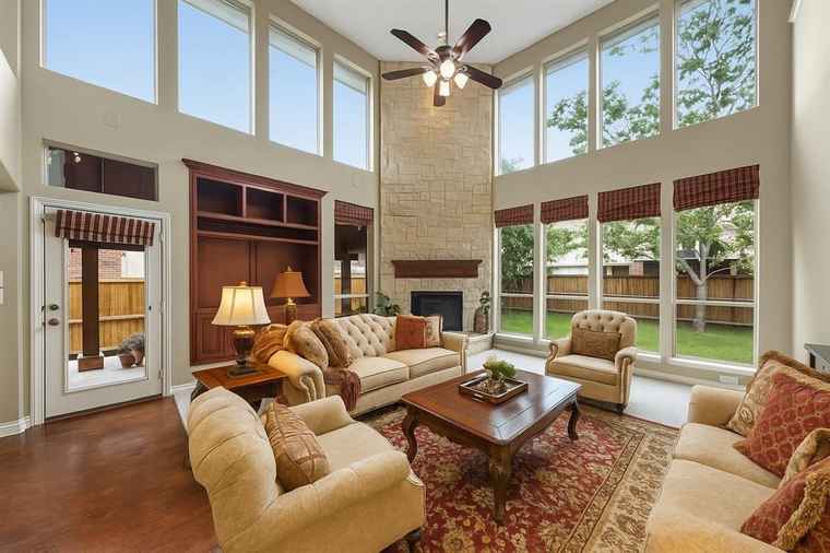 Photo of 3047 Trevino Grand Prairie, TX 75054