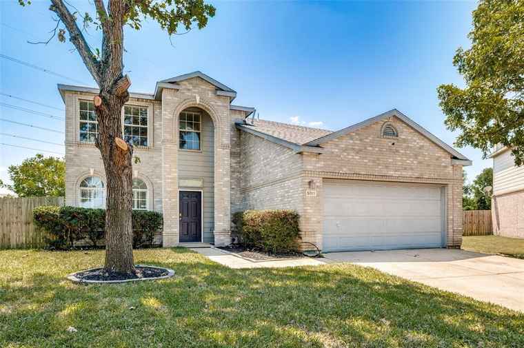 Photo of 5011 Steeple Chase Ct Grand Prairie, TX 75052