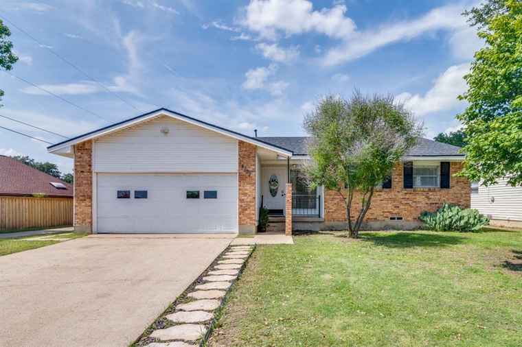 Photo of 4737 Lawler Rd Garland, TX 75042