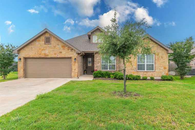 Photo of 3201 Crystal Ann Dr Temple, TX 76502