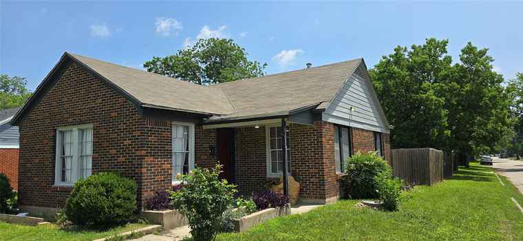 Photo of 3929 Frazier Ave Fort Worth, TX 76110