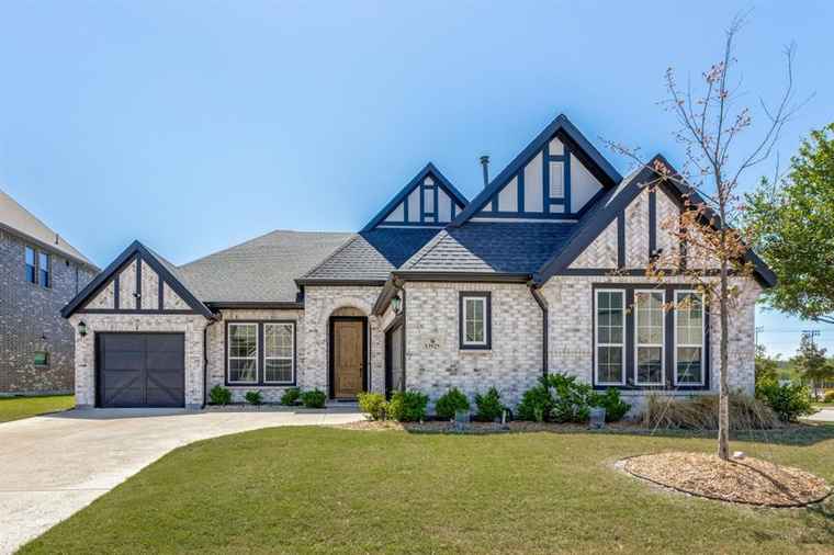 Photo of 13925 Woodford Ln Frisco, TX 75035