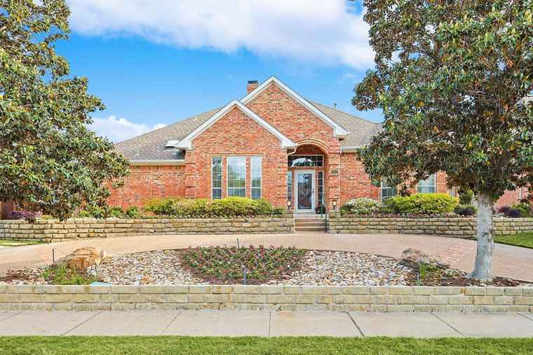 Photo of 253 Suzanne Way Coppell, TX 75019