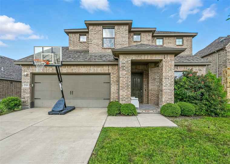 Photo of 1160 Red Hawk Ln Forney, TX 75126