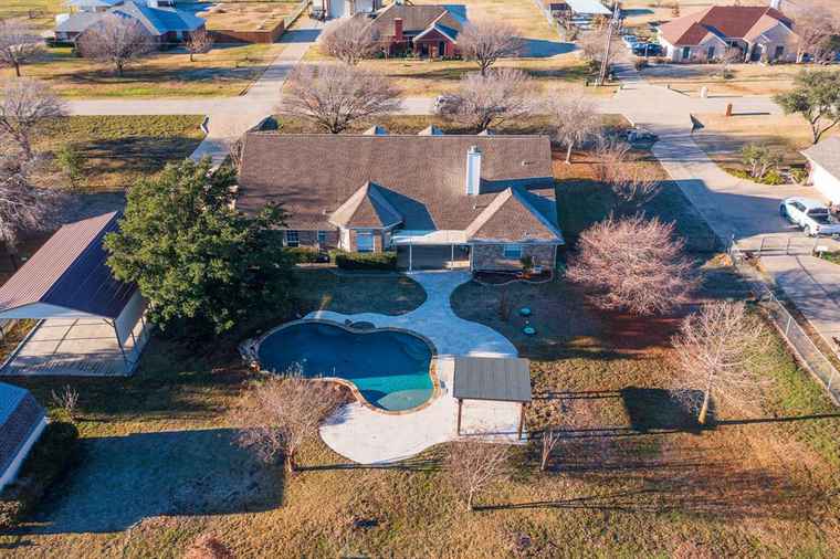 Photo of 12317 Golden Meadow Ln Forney, TX 75126