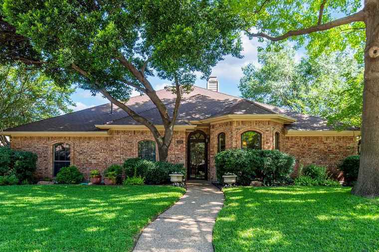 Photo of 326 Spanish Moss Dr Coppell, TX 75019
