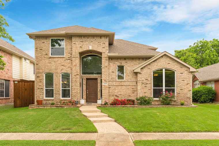 Photo of 3405 Steamboat Dr McKinney, TX 75070