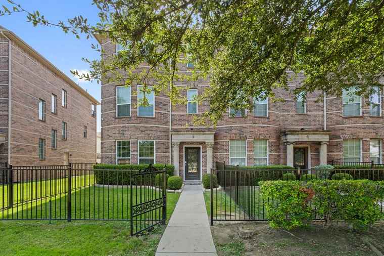 Photo of 2500 Rockbrook Dr Unit A5 Lewisville, TX 75067