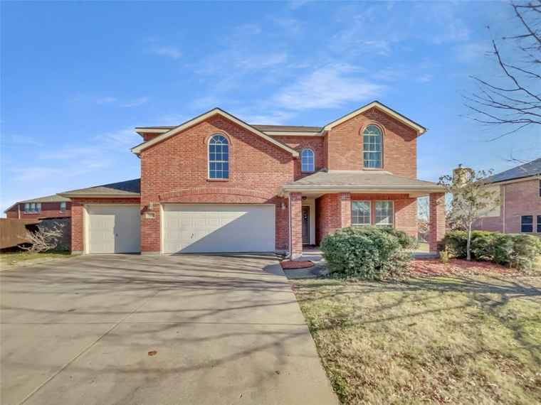 Photo of 101 Greenfield Trl Forney, TX 75126