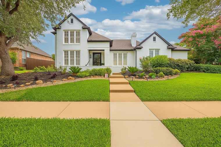 Photo of 2217 Clearspring Dr S Irving, TX 75063