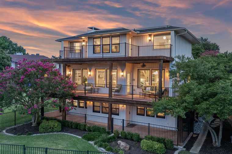 Photo of 435 Columbia Dr Rockwall, TX 75032