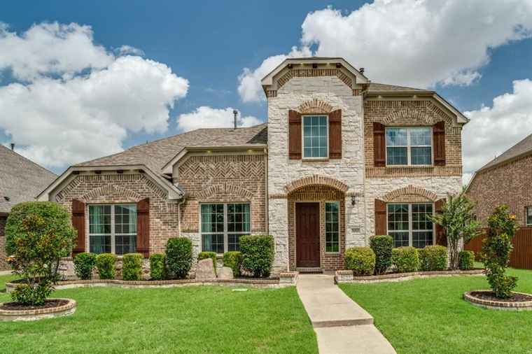 Photo of 1060 Enchanted Rock Dr Allen, TX 75013