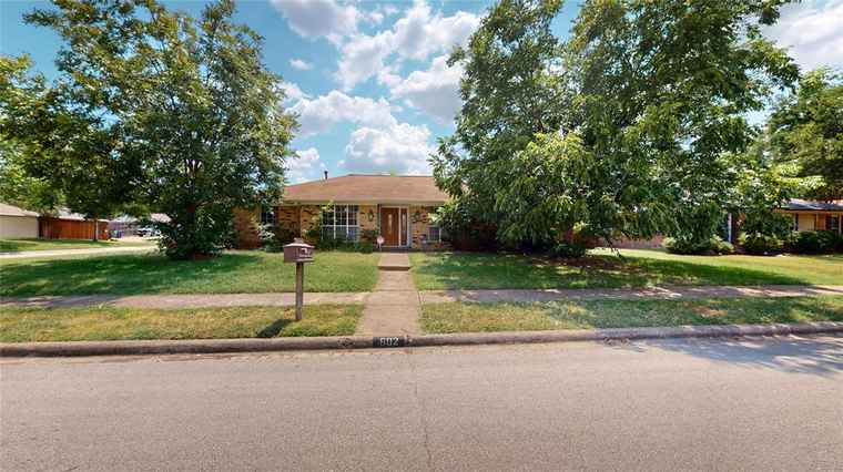 Photo of 602 Brookfield Dr Garland, TX 75040