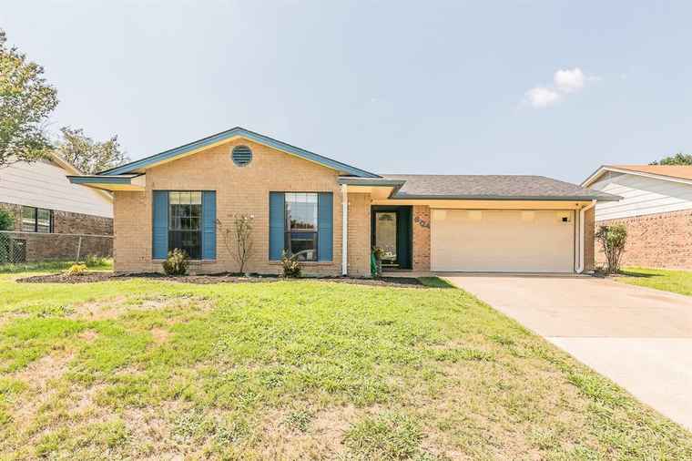Photo of 604 Carl C Senter St Forney, TX 75126