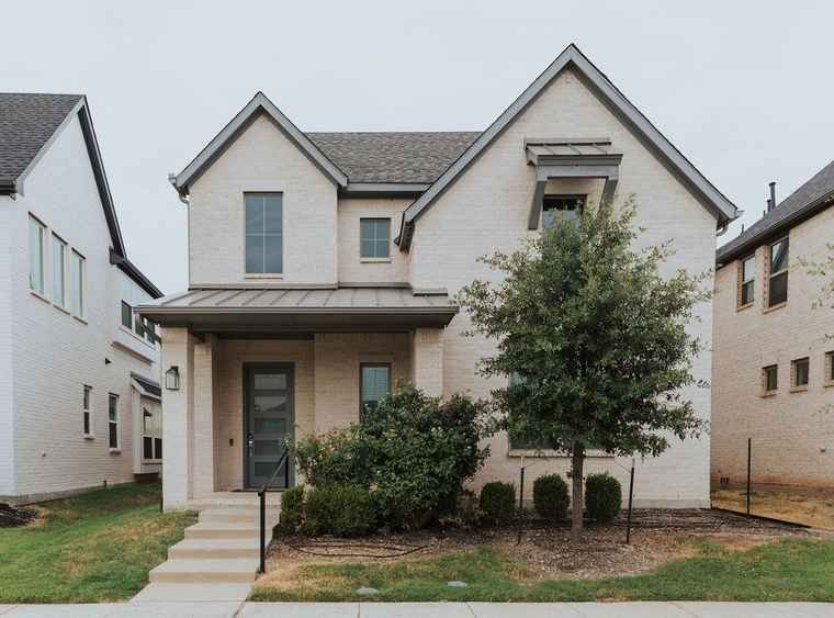Photo of 989 Sprangletop St Allen, TX 75013