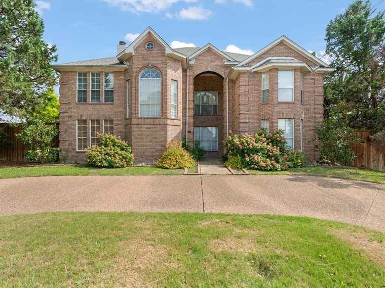Photo of 4688 Thanksgiving Ln Plano, TX 75024