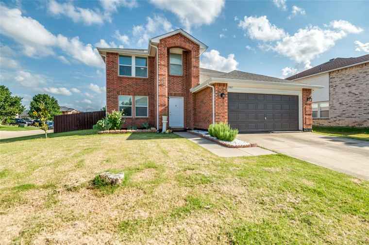 Photo of 2007 Brazos Ct Grand Prairie, TX 75052