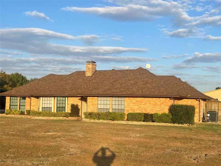 Photo of 820 Zion Hills Cir Rockwall, TX 75087