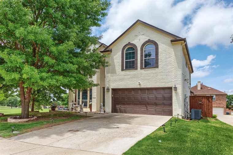 Photo of 11906 Brownwood Dr Frisco, TX 75035