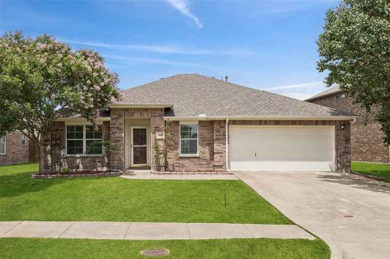 Photo of 210 Freedom Trl Forney, TX 75126