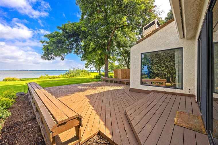 Photo of 3400 Lakeside Dr Rockwall, TX 75087