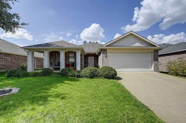 Photo of 9816 Pierce Dr McKinney, TX 75072