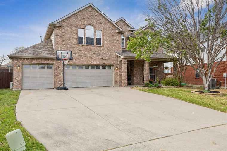 Photo of 8312 Rancho De La Osa Trl McKinney, TX 75070