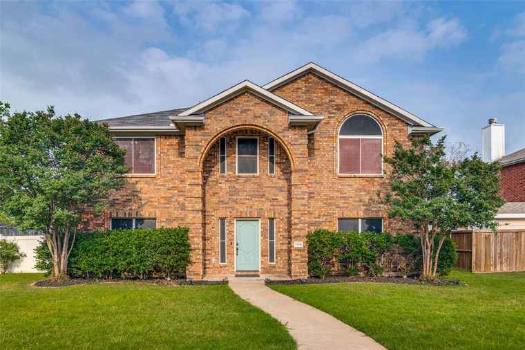 Photo of 1105 Hall Dr Wylie, TX 75098
