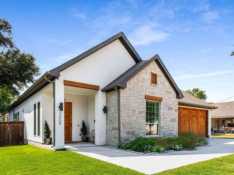 Photo of 3009 New Haven St Irving, TX 75062