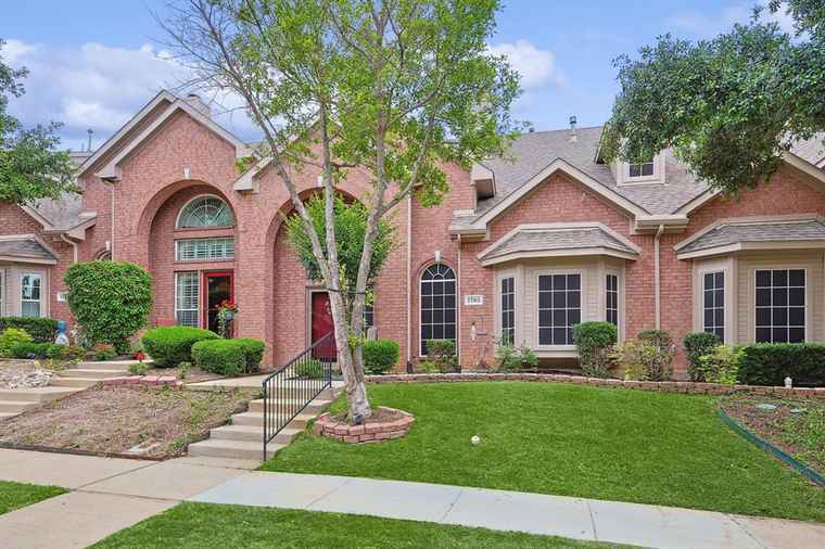Photo of 1765 Massey Dr Lewisville, TX 75067