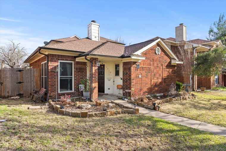 Photo of 1712 Alameda Dr Mesquite, TX 75150