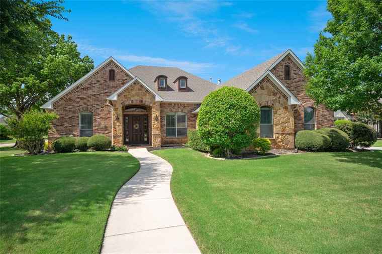 Photo of 1501 Cherry Glow Ct Keller, TX 76248