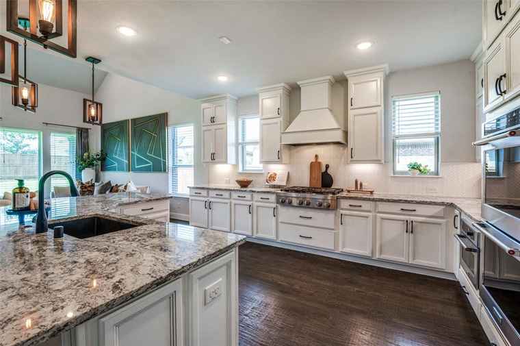 Photo of 341 Lake Trail Ln Prosper, TX 75078