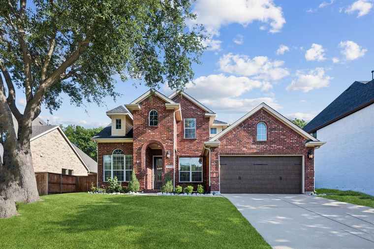 Photo of 11200 Seguin Dr Frisco, TX 75035