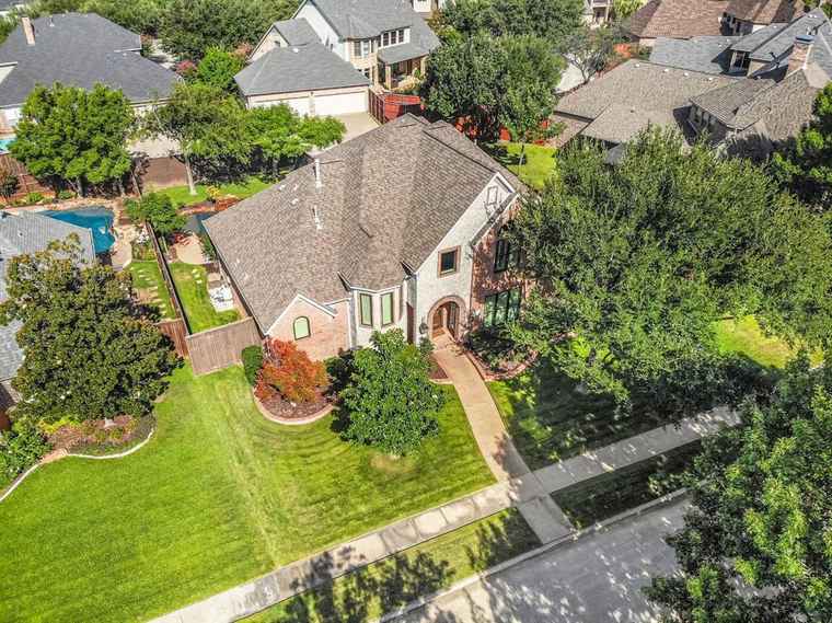 Photo of 627 Madison St Coppell, TX 75019