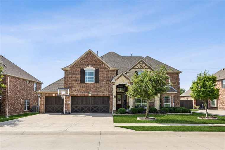 Photo of 861 Twin Buttes Dr Prosper, TX 75078