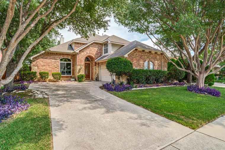 Photo of 417 Long Cove Ct Allen, TX 75002