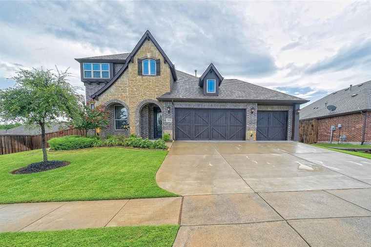 Photo of 304 Magnolia Dr Wylie, TX 75098