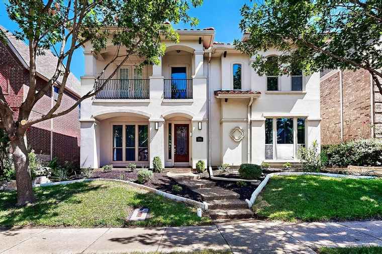Photo of 2231 Legacy Trl Irving, TX 75063