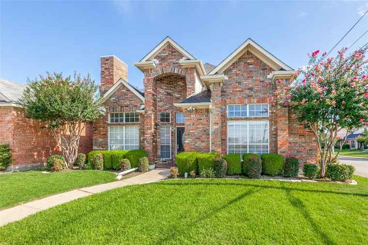 Photo of 4271 Timberglen Rd Dallas, TX 75287